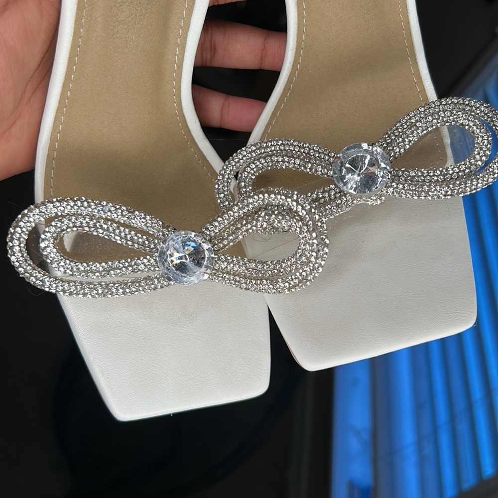 Silver bow heels size 8